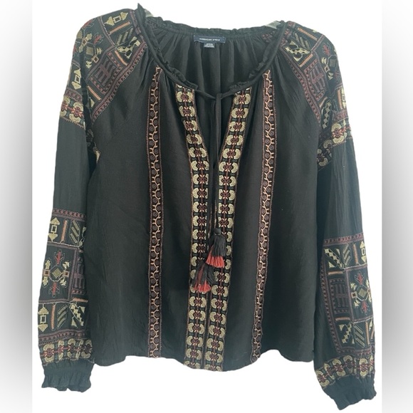 American Eagle Women’s Bohemian Black Top with Colorful Embroidery Size Small - Picture 1 of 15